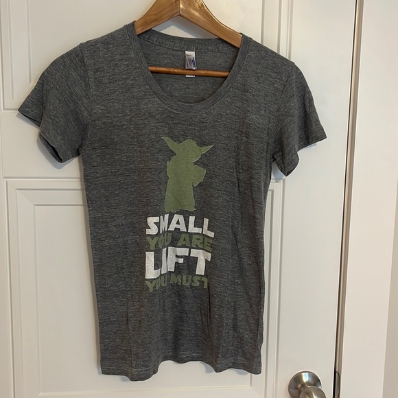 Yoda Star Wars Tshirt - Picture 1 of 4